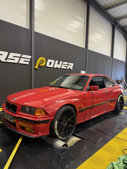 BMW Série 3 E36 — Horsepower Garage